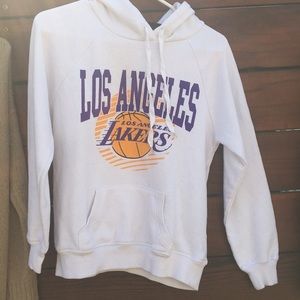 VINTAGE LOS ANGELES LAKERS HOODIE!